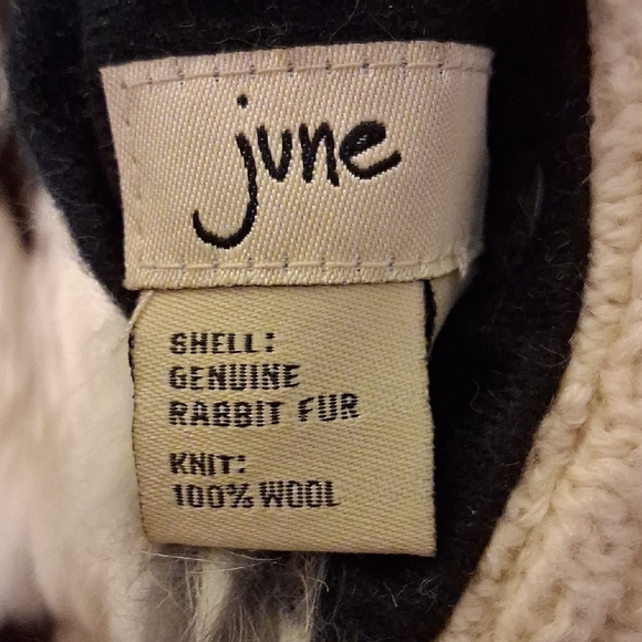 Stylish Women's Fur Vest - Cream and Brown - Picture 5 of 5